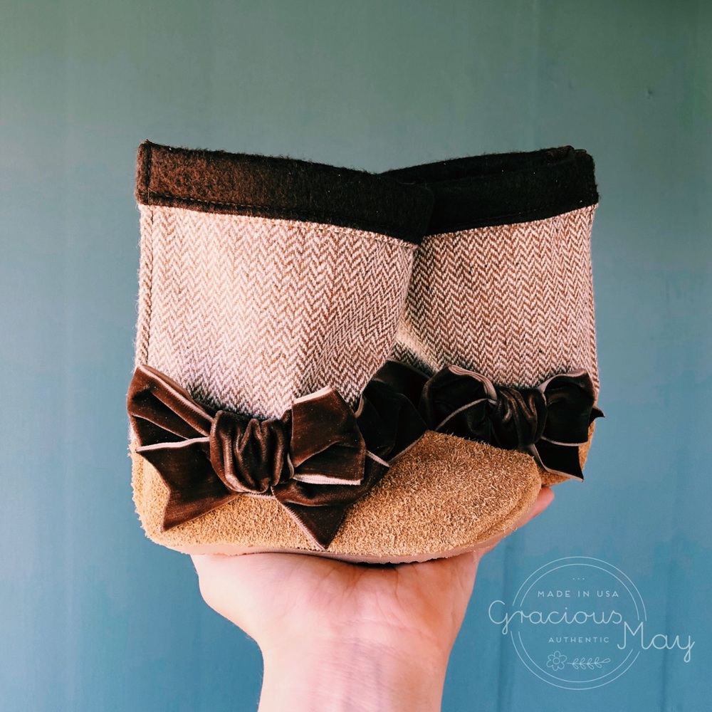 Gracious May Boots Size 5 Brown Suede Girl toddler